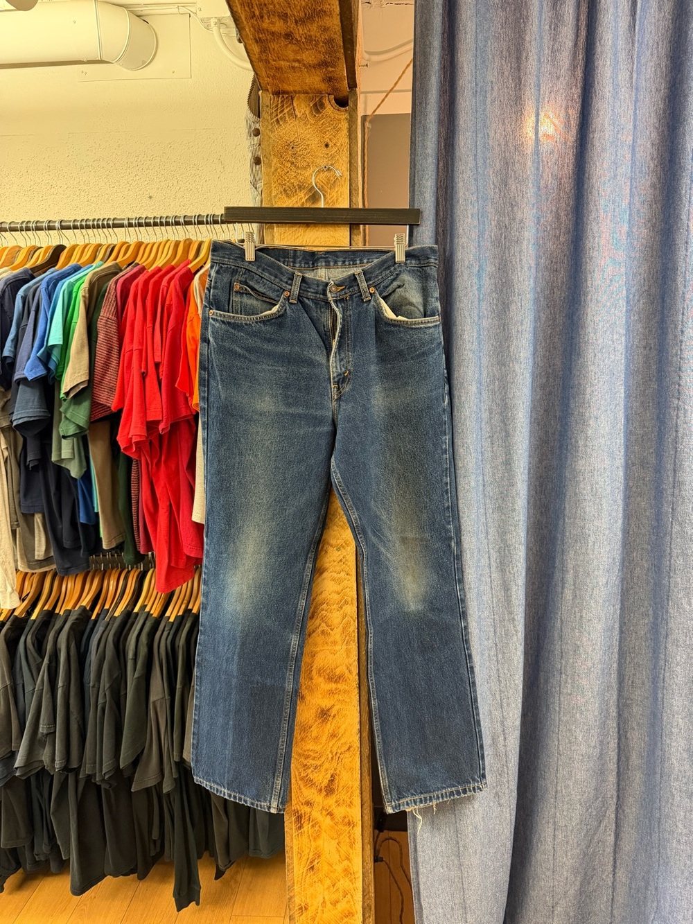 Vintage Levi’s baggy dark blue jeans